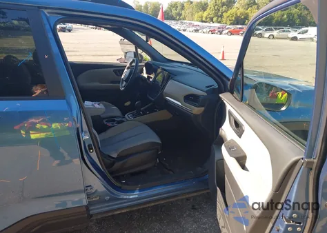 2025 Subaru Forester Premium из США, поврежденный, VIN JF2SLDBC5SH529643